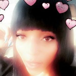 Meet your Posher, Monique